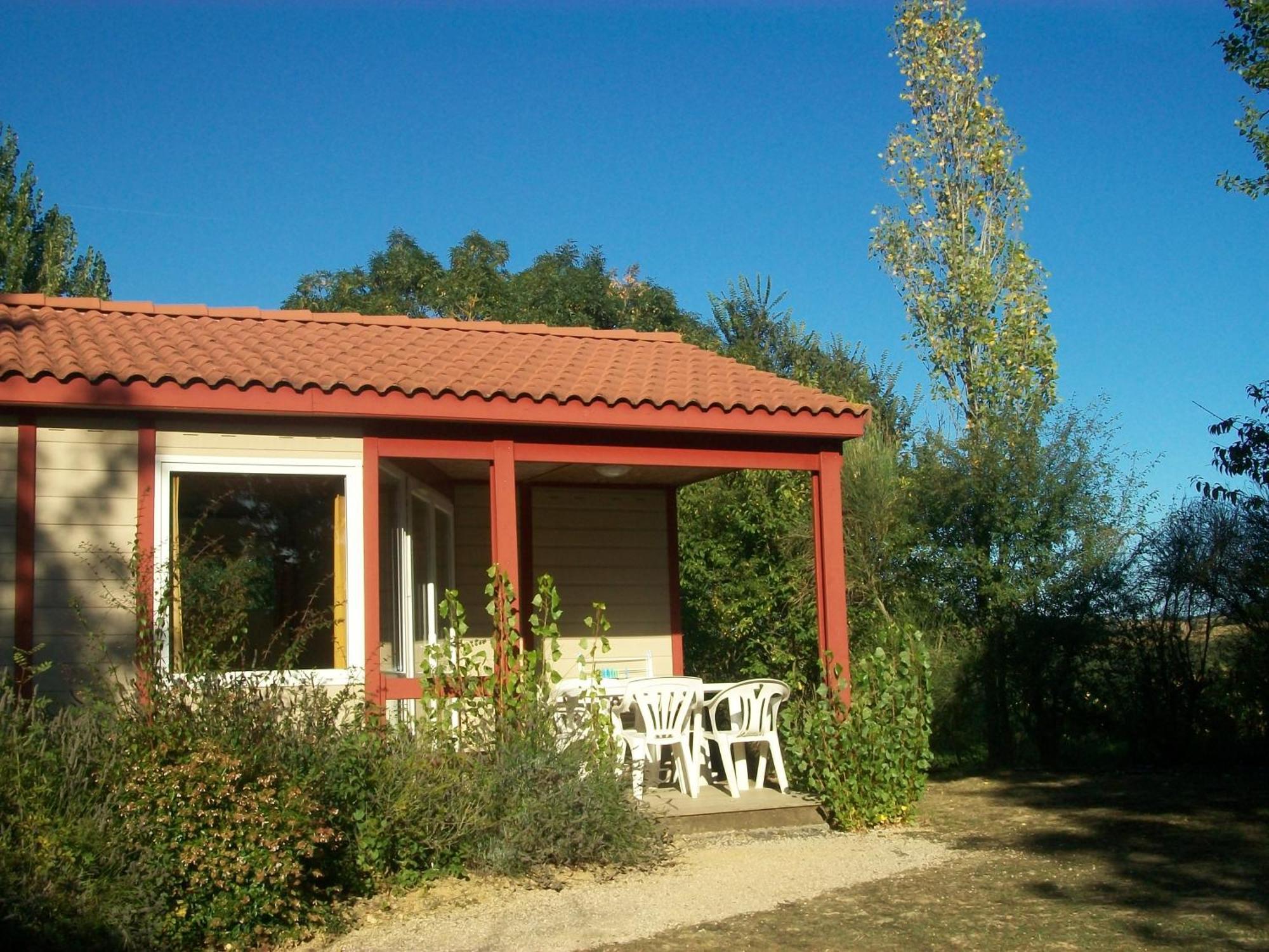 Les Chalets Des Mousquetaires Mirepoix  エクステリア 写真