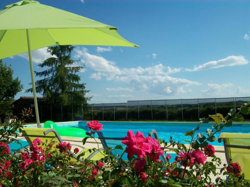 Les Chalets Des Mousquetaires Mirepoix  エクステリア 写真